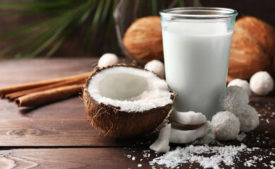 5 причин почему молоко кокоса стоит добавить в свой рацион